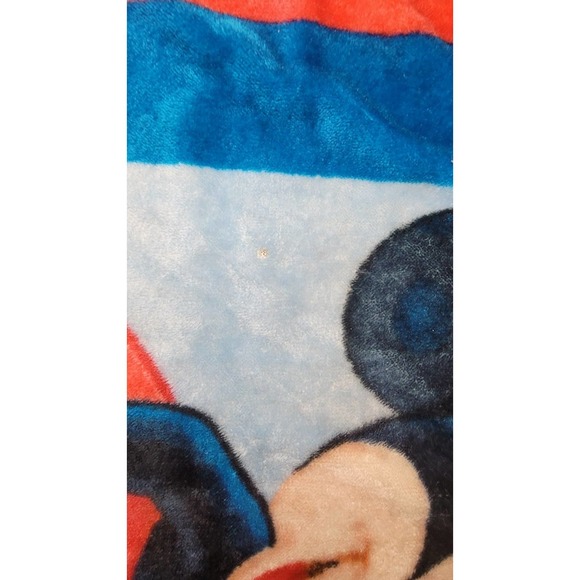 Disney Mickey Mouse Pluto Plush Throw Blanket - Picture 3 of 4